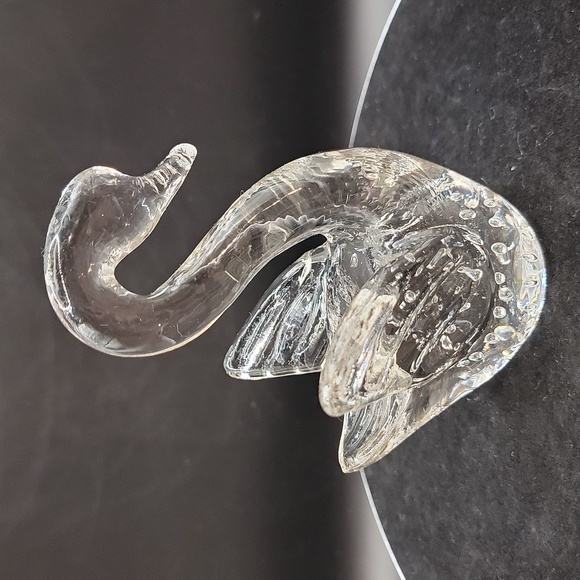 Vintage Clear Glass Swan w/Controlled Bubbles - Picture 4 of 13